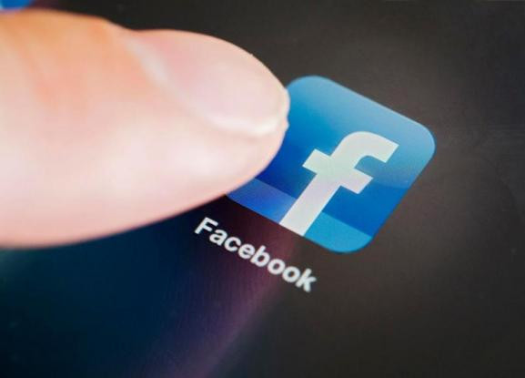 Δείτε πόσα πράγματα γνωρίζει το Facebook για όλους μας!